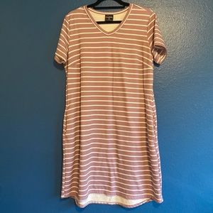 Striped dress with pockets